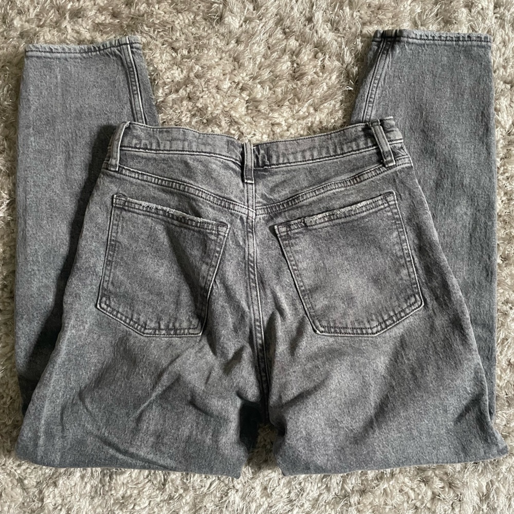 A&F the mom Jean - Picture 3 of 4